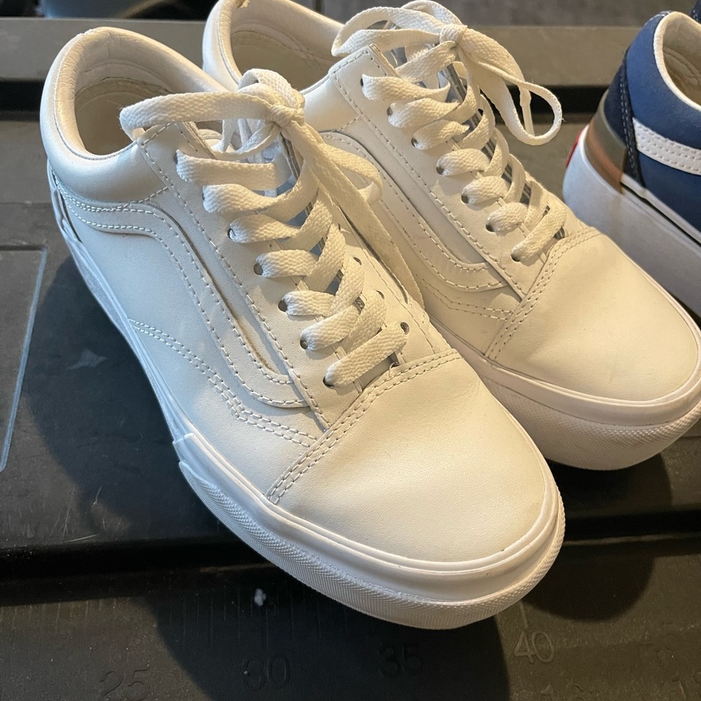 Vans platform